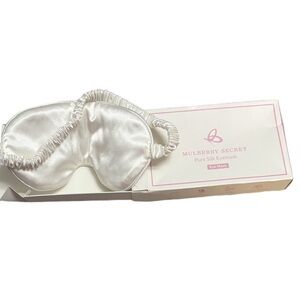 Mulberry White Silk Eye Mask
